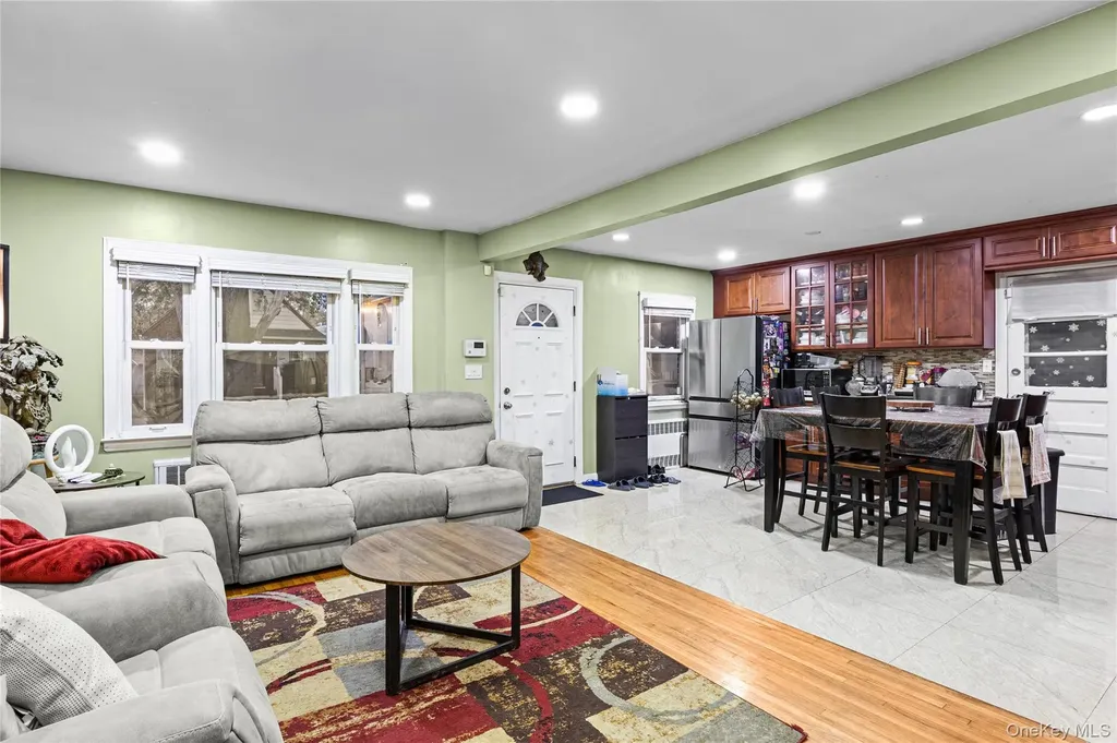 24612 86th Road Bellerose NY 11426
