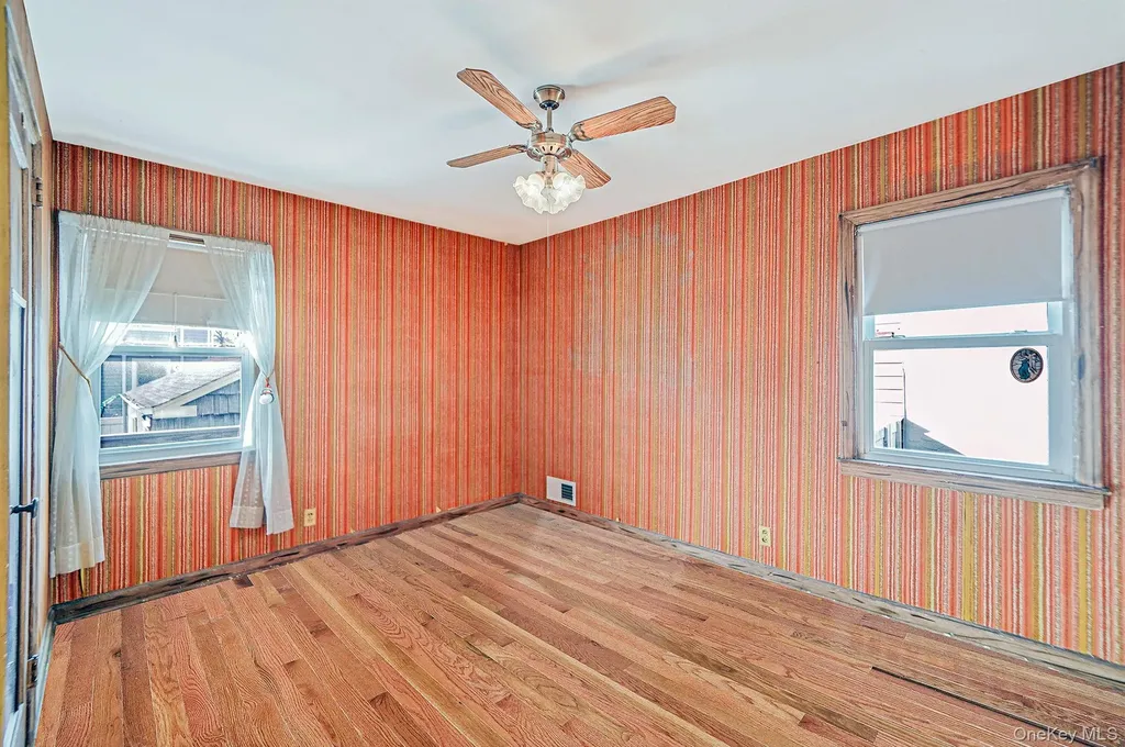 15 Berkshire Road Merrick NY 11566