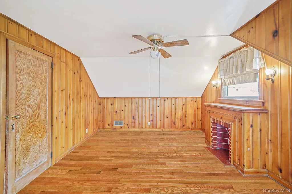 15 Berkshire Road Merrick NY 11566