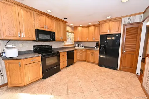 41 Harkin Road Carmel NY 10512