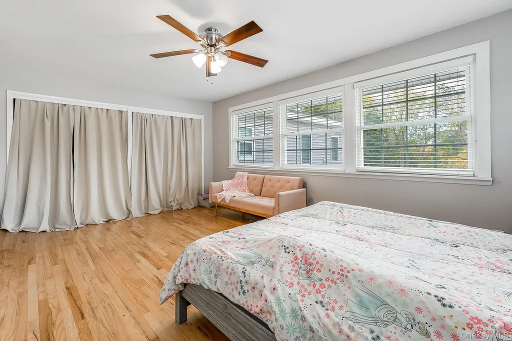 8 Robert Road Poughkeepsie NY 12603