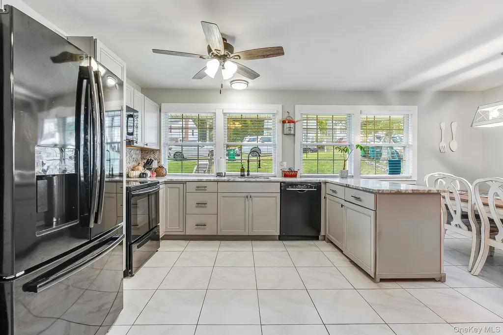 8 Robert Road Poughkeepsie NY 12603