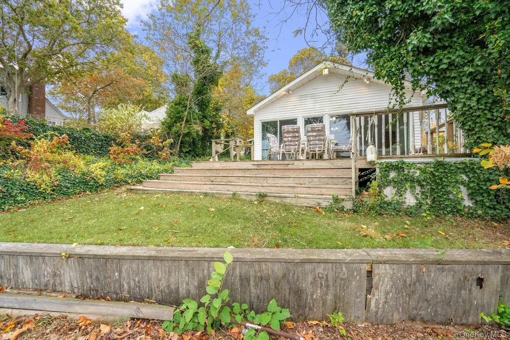 113 Overlook Drive Mastic NY 11950