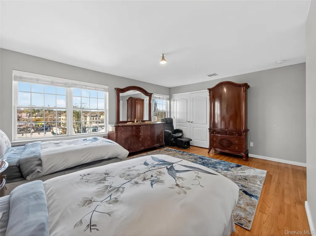 1310 Parkview Drive Spring Valley NY 10977