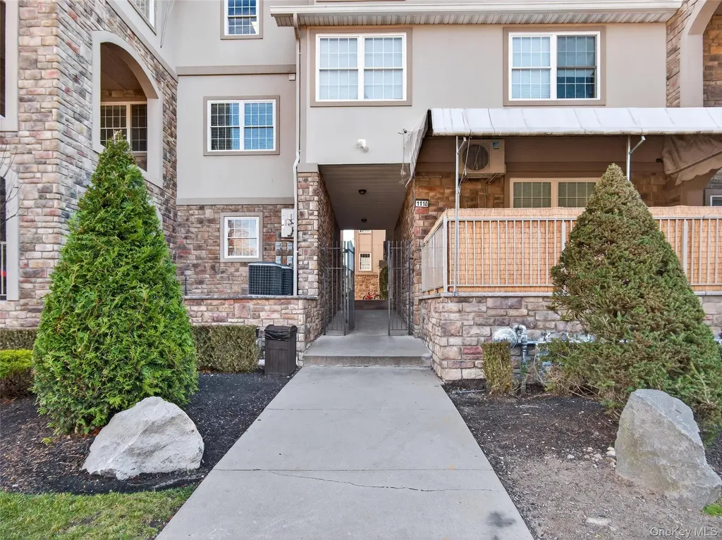 1310 Parkview Drive Spring Valley NY 10977