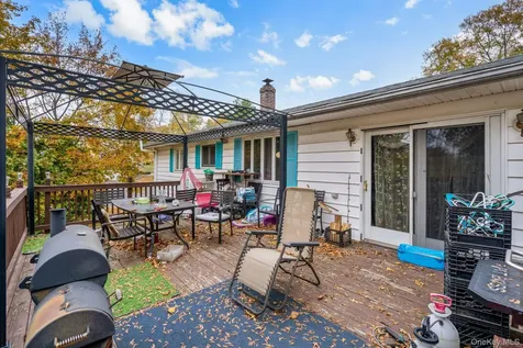 1 Apple Lane Wallkill NY 12589