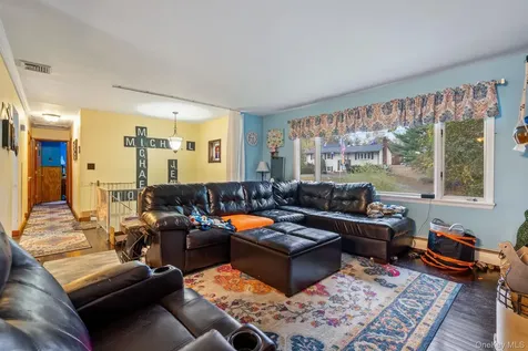 1 Apple Lane Wallkill NY 12589