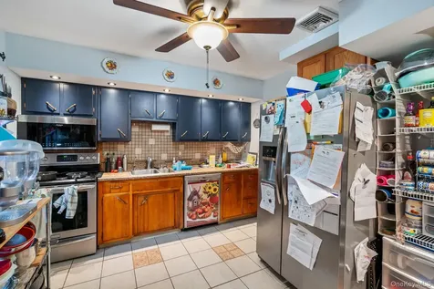 1 Apple Lane Wallkill NY 12589