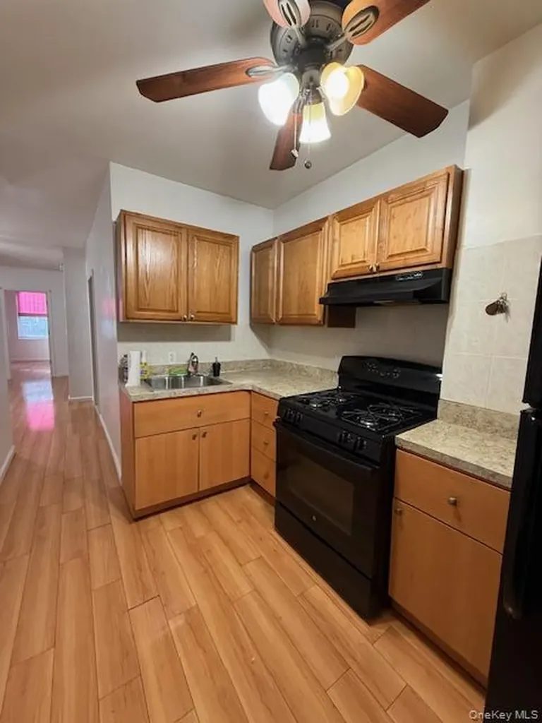 49 Buffalo Avenue Brooklyn NY 11233