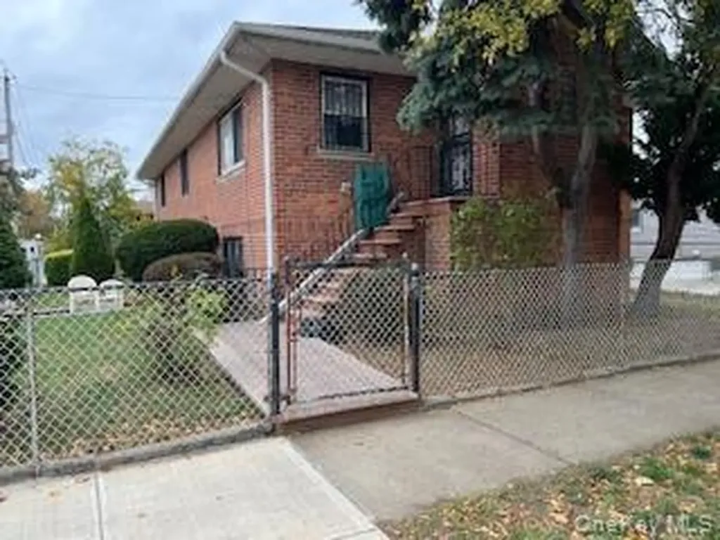4824 Beverley Road Brooklyn NY 11203