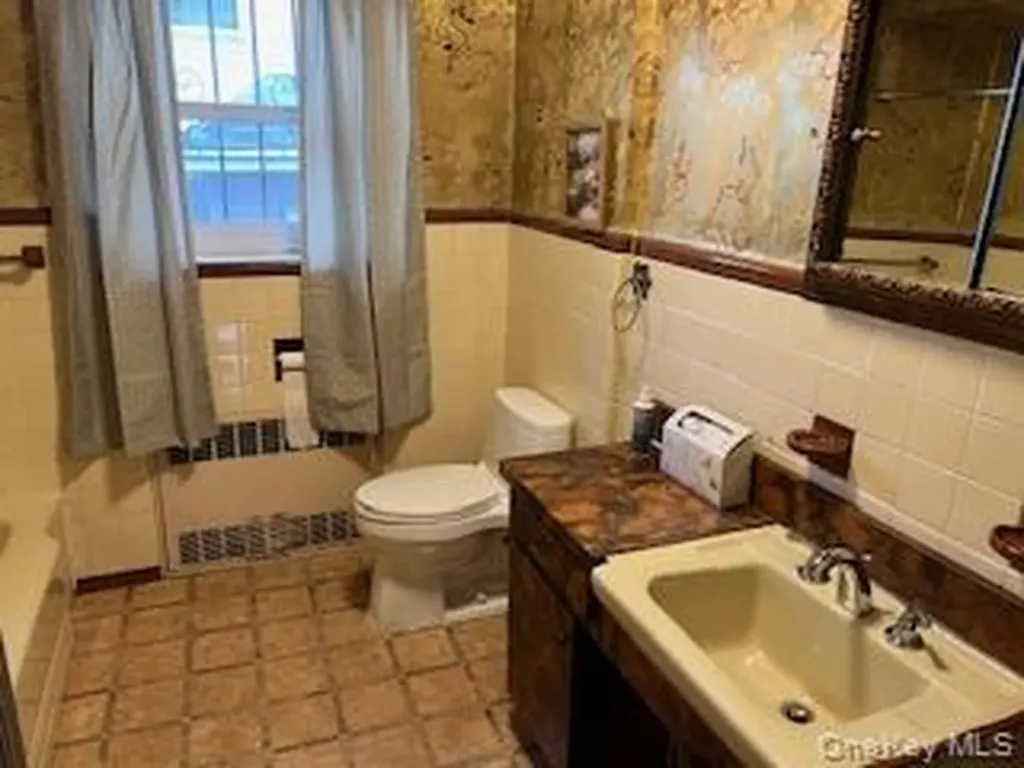 4824 Beverley Road Brooklyn NY 11203