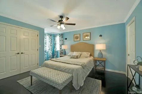 33 Willow Street Aquebogue NY 11931