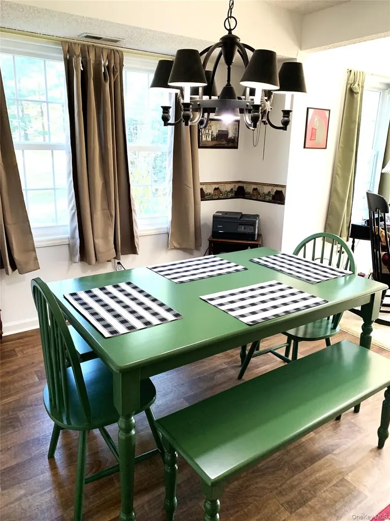 1 S Cambridge Court Fishkill NY 12524