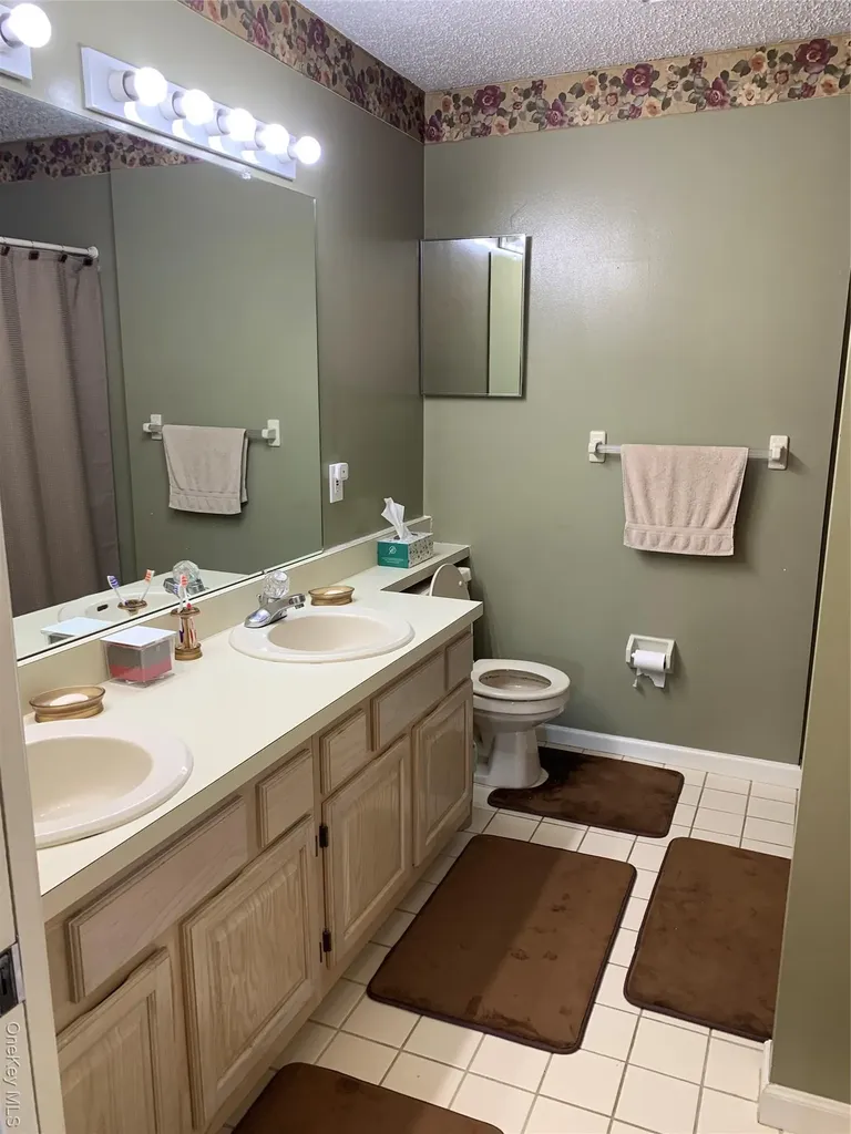 1 S Cambridge Court Fishkill NY 12524