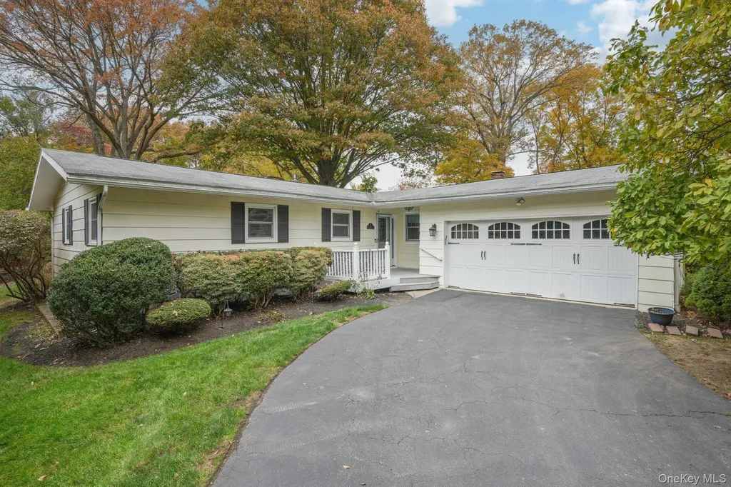 49 Henning Drive Montrose NY 10548