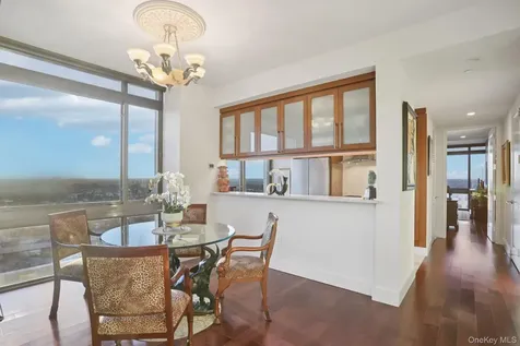 175 Huguenot Street New Rochelle NY 10801