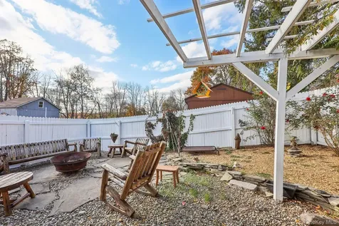 797 Route 284 Westtown NY 10998