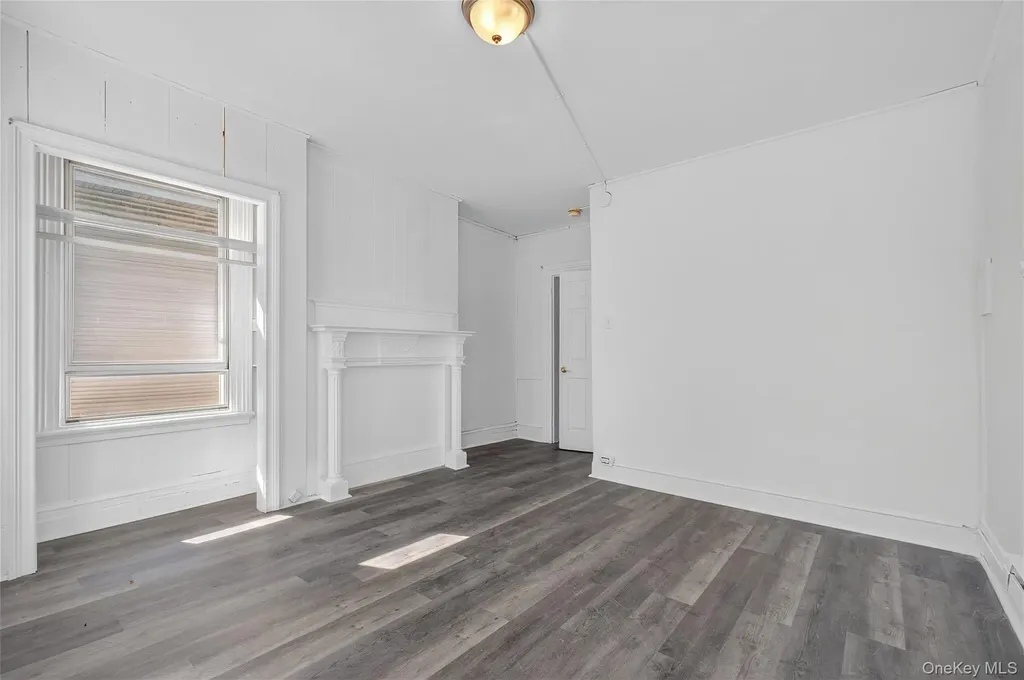 49 S Hamilton Street Poughkeepsie NY 12601