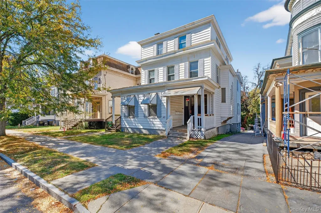 49 S Hamilton Street Poughkeepsie NY 12601