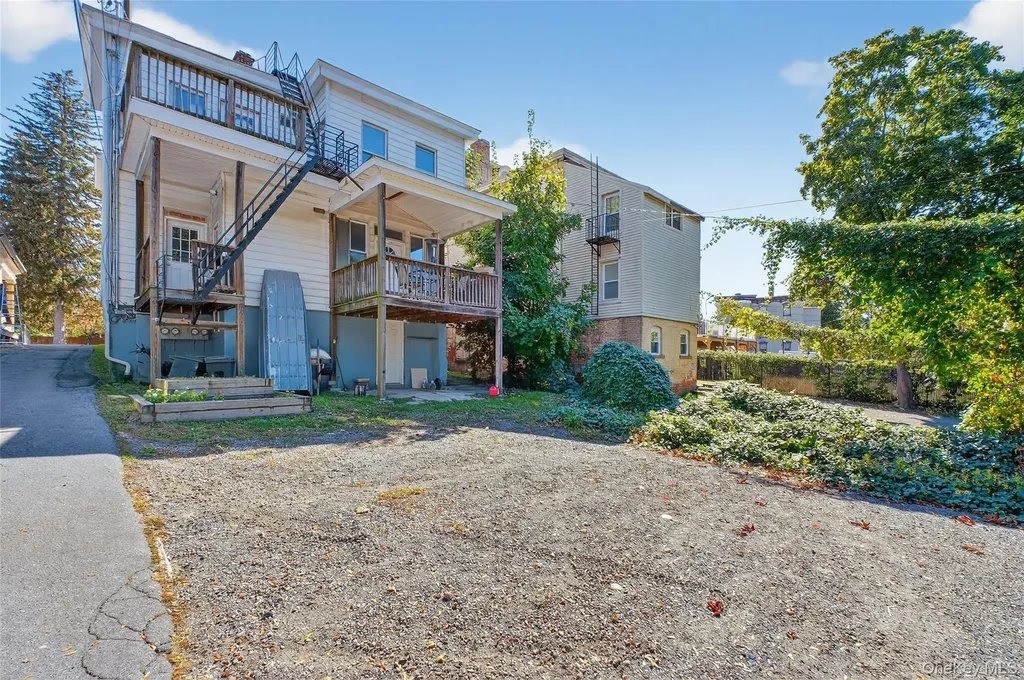 49 S Hamilton Street Poughkeepsie NY 12601