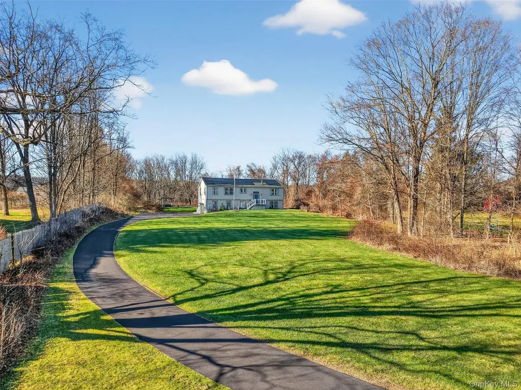 387 Cornwall Hill Road Patterson NY 12563