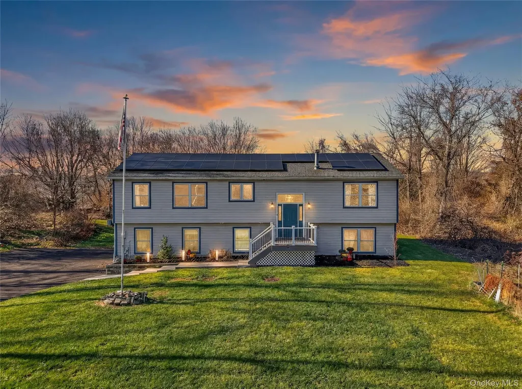 387 Cornwall Hill Road Patterson NY 12563