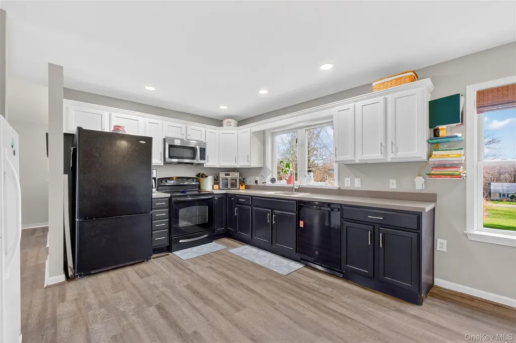 387 Cornwall Hill Road Patterson NY 12563