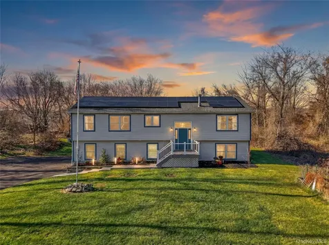 387 Cornwall Hill Road Patterson NY 12563