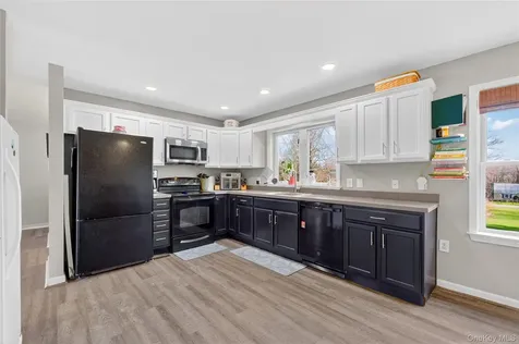 387 Cornwall Hill Road Patterson NY 12563