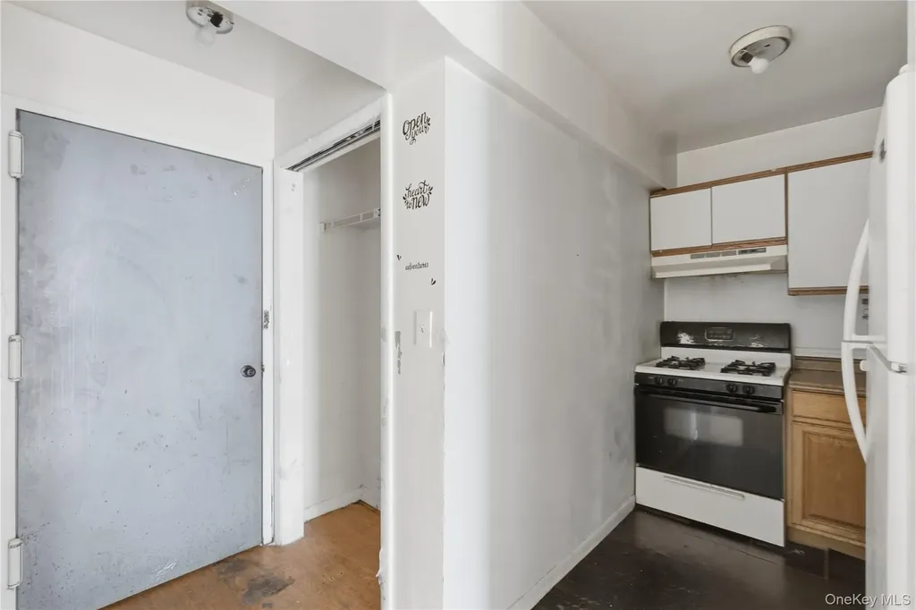 4600 Bronx Boulevard Bronx NY 10470