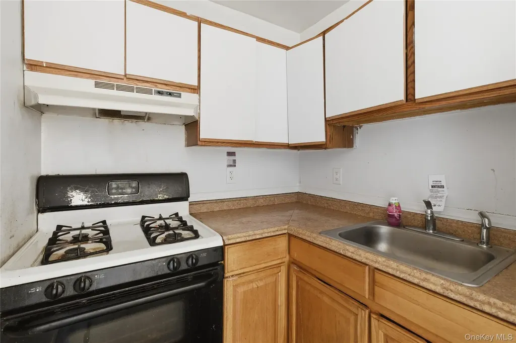 4600 Bronx Boulevard Bronx NY 10470