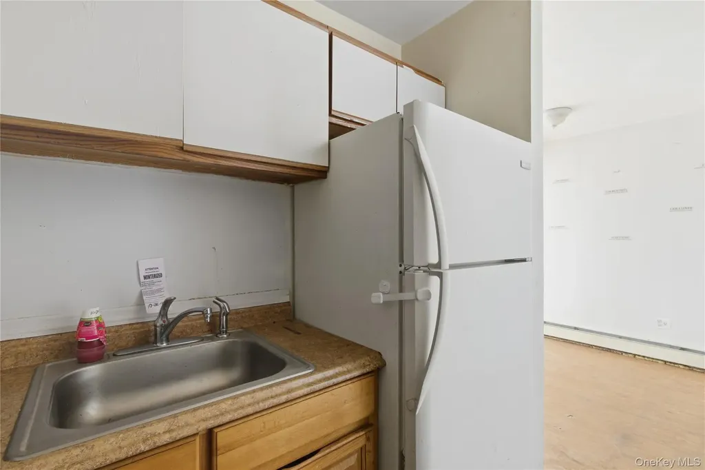 4600 Bronx Boulevard Bronx NY 10470