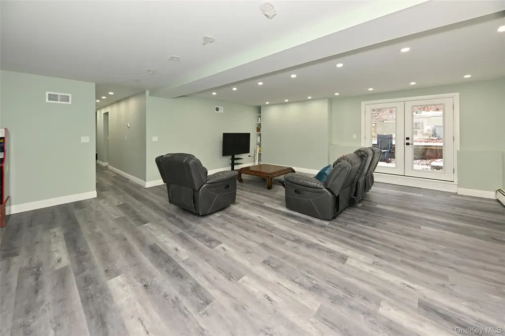 7 Charlotte Drive Spring Valley NY 10977