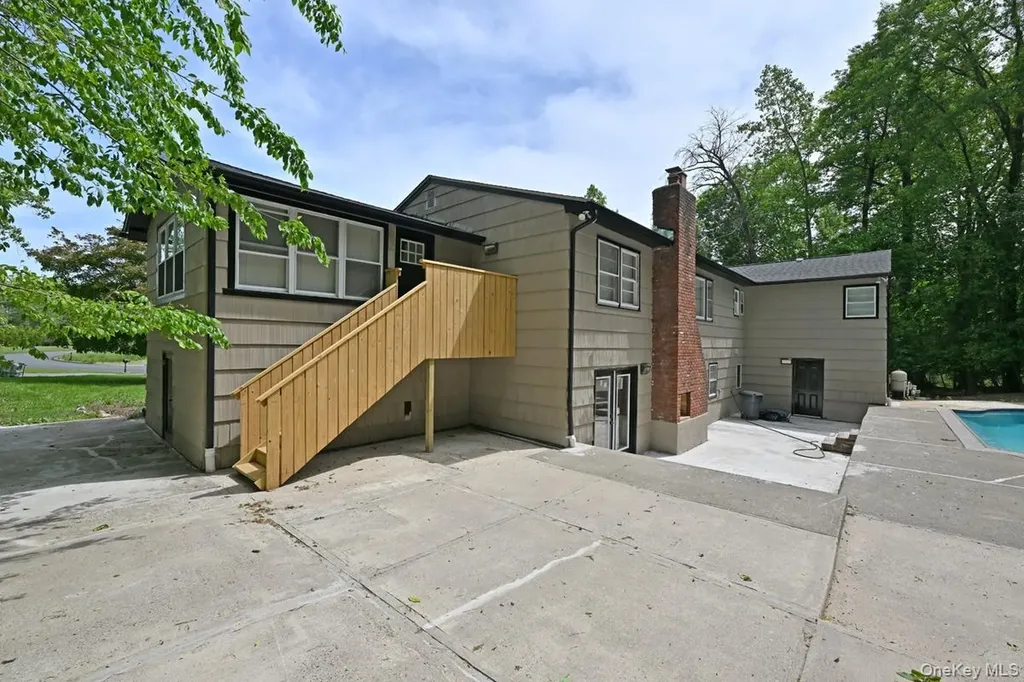 7 Charlotte Drive Spring Valley NY 10977