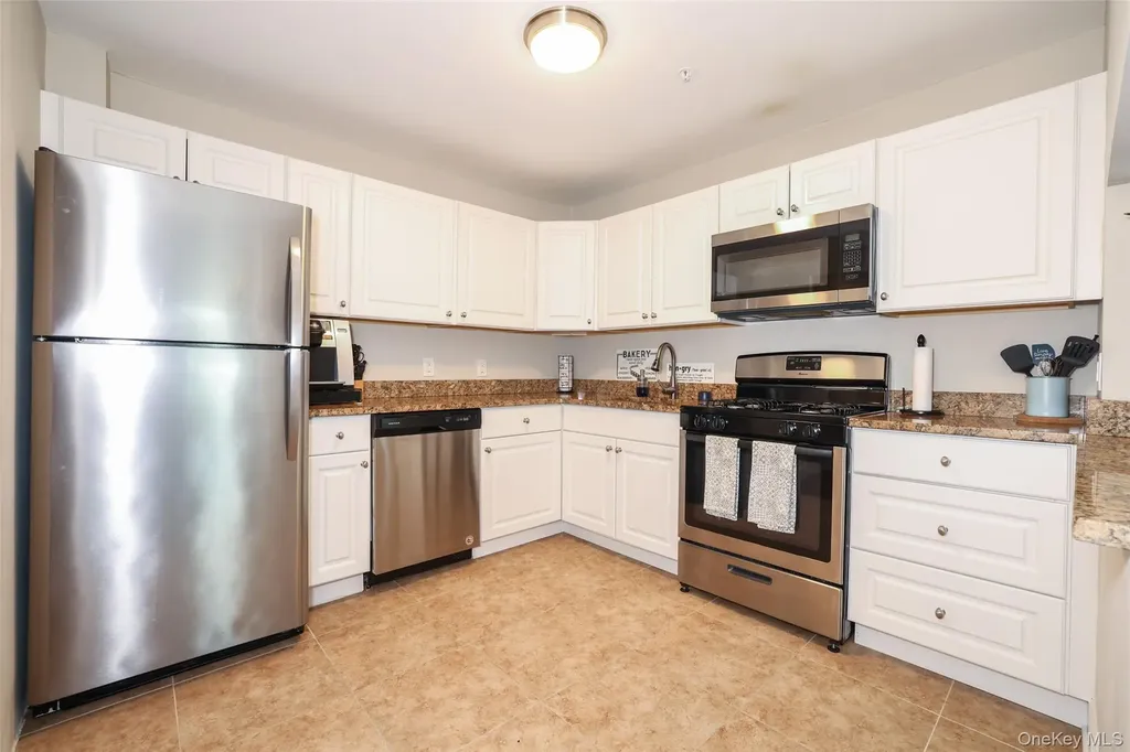 2 Nob Hill Drive Elmsford NY 10523