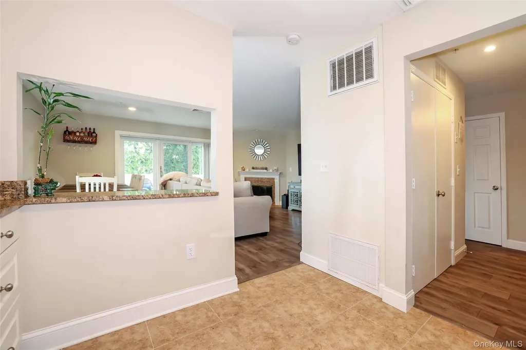 2 Nob Hill Drive Elmsford NY 10523