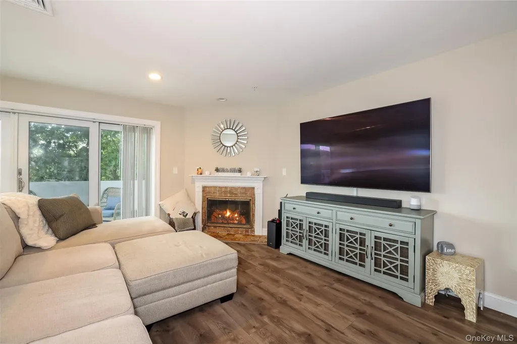 2 Nob Hill Drive Elmsford NY 10523