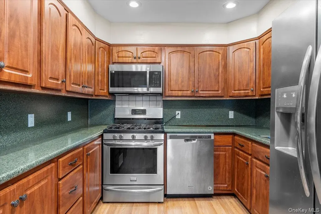 55 Audrey Avenue Plainview NY 11803