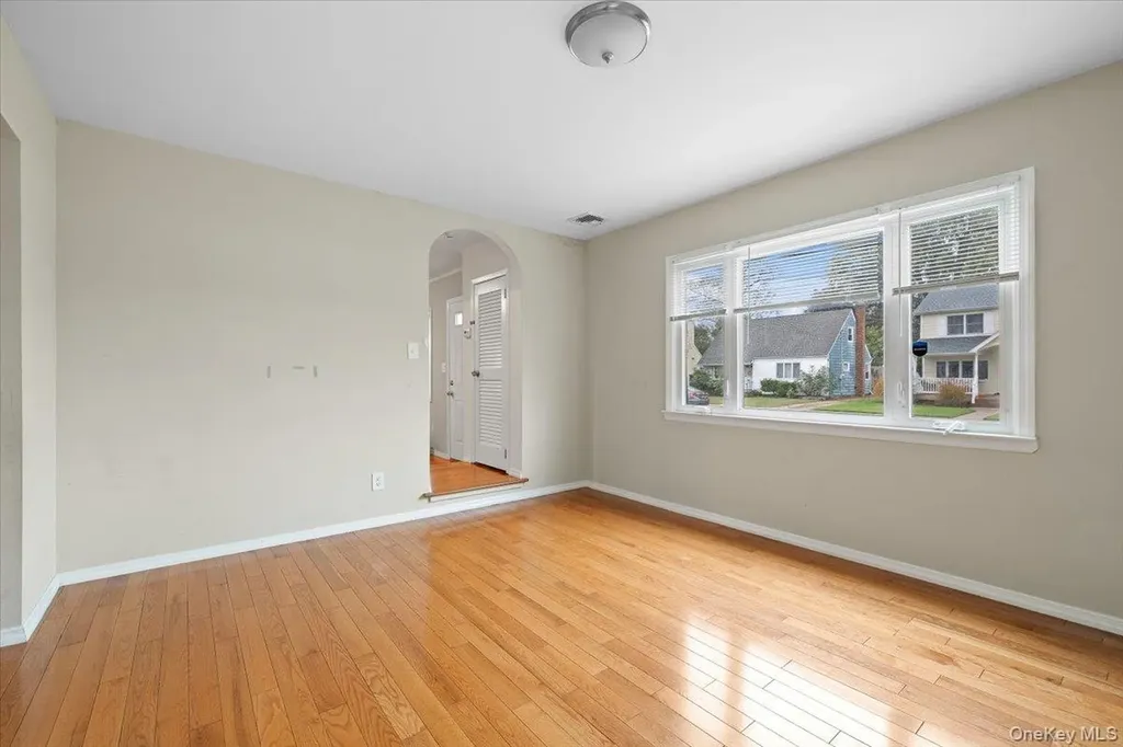 55 Audrey Avenue Plainview NY 11803