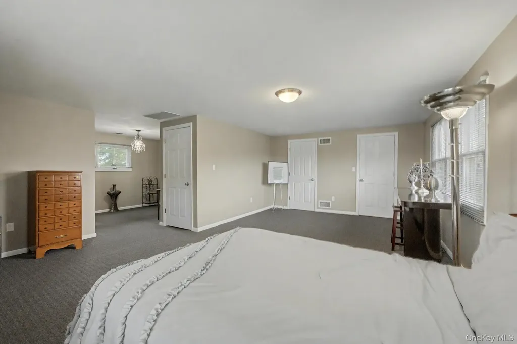 24 Havemeyer Lane Commack NY 11725