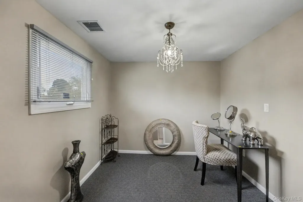 24 Havemeyer Lane Commack NY 11725