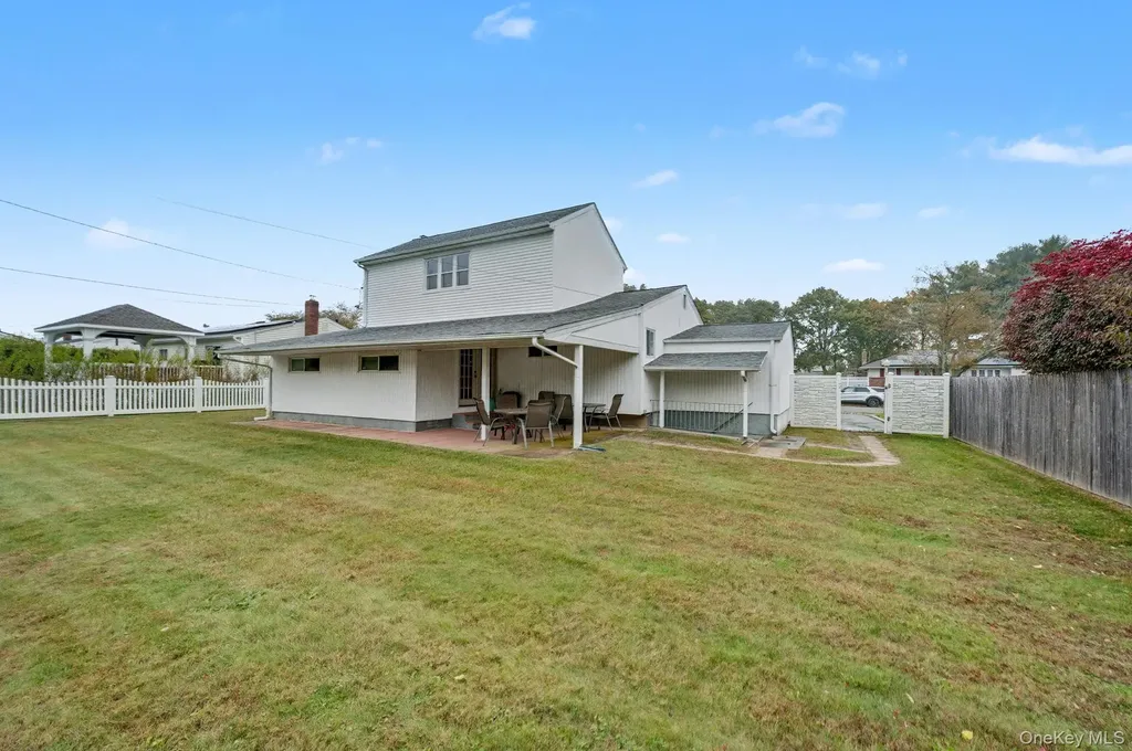 24 Havemeyer Lane Commack NY 11725