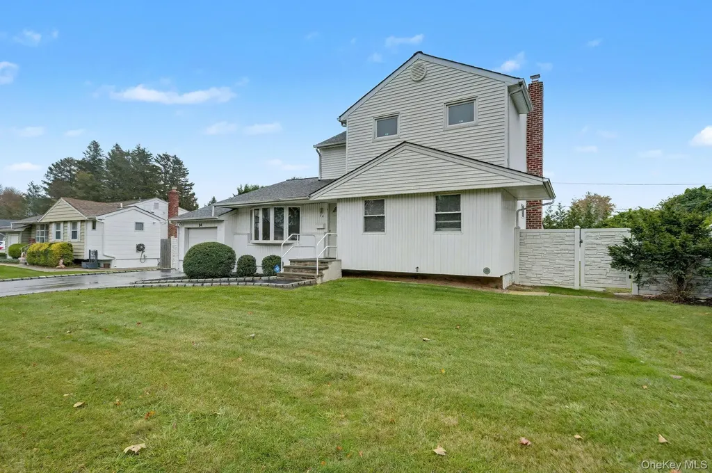 24 Havemeyer Lane Commack NY 11725