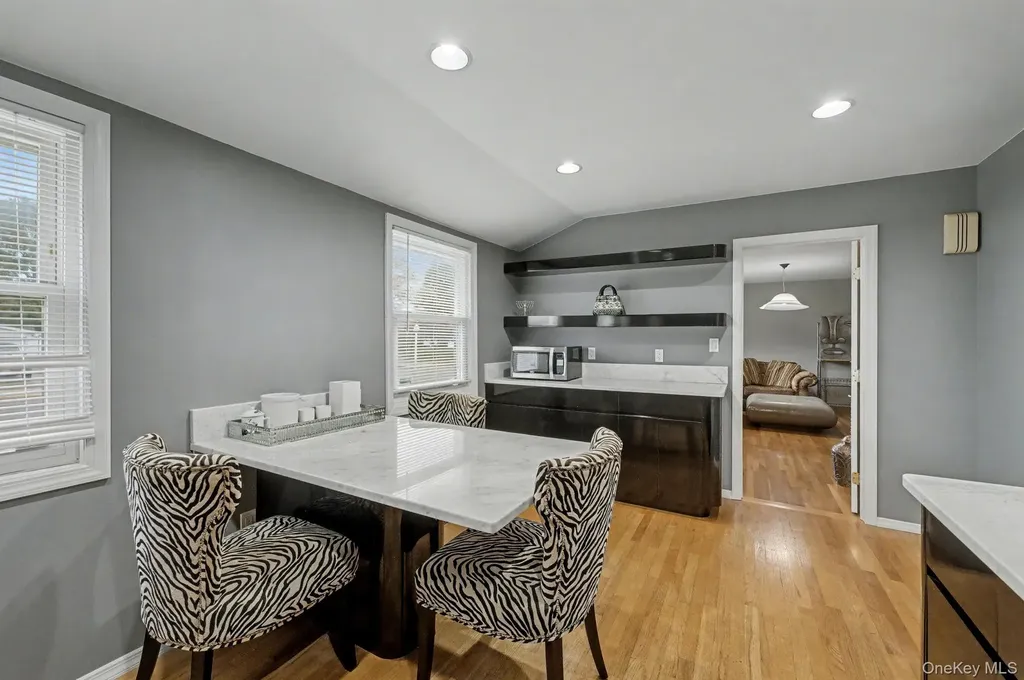 24 Havemeyer Lane Commack NY 11725
