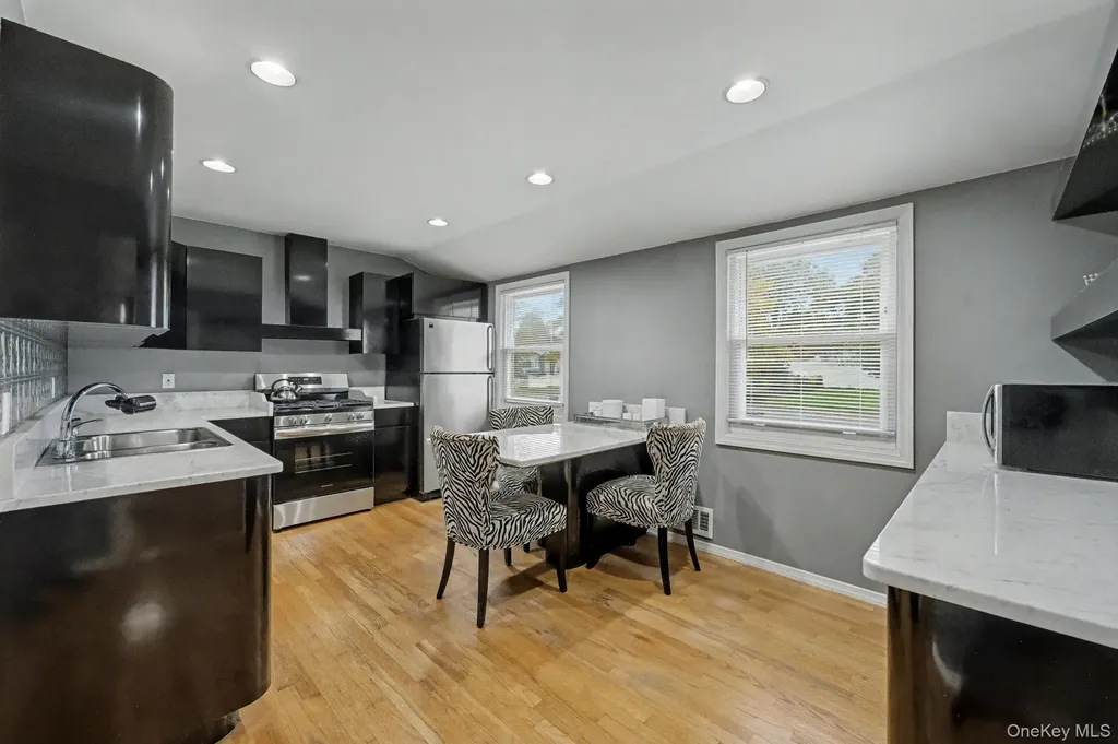 24 Havemeyer Lane Commack NY 11725