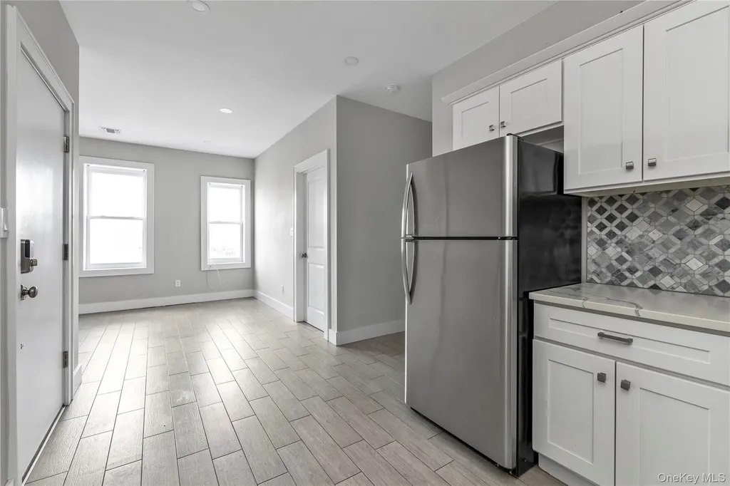 17 N Park Avenue Rockville Centre NY 11570