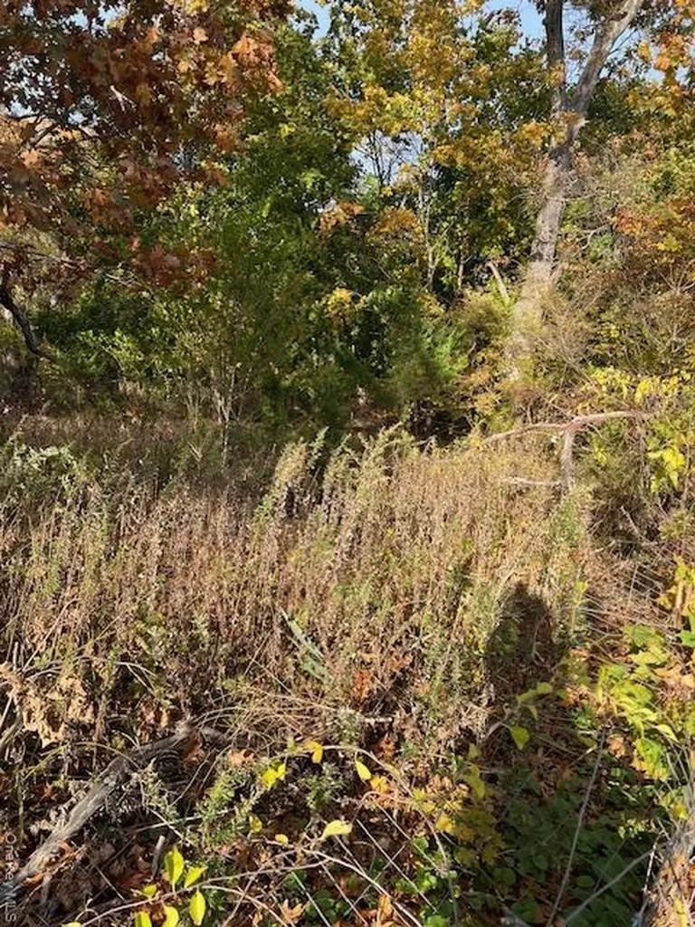 134 Old Quogue Road Riverside NY 11901