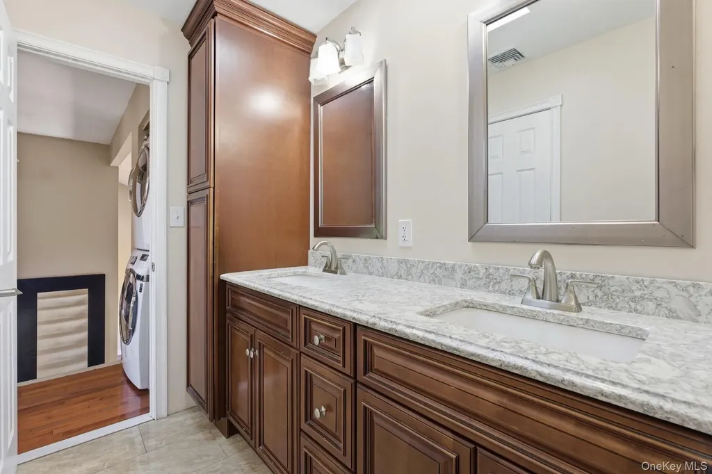 3 Date Street Central Islip NY 11722