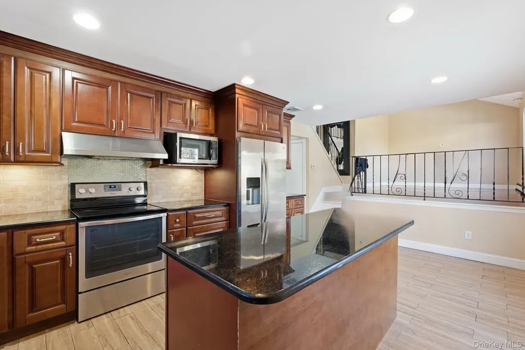 3 Date Street Central Islip NY 11722