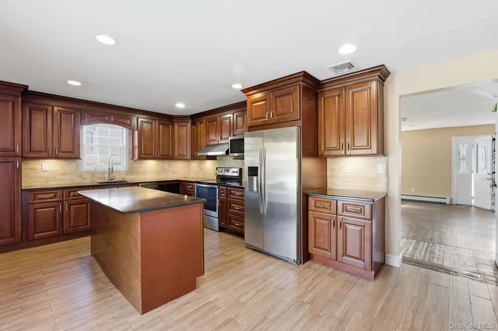 3 Date Street Central Islip NY 11722